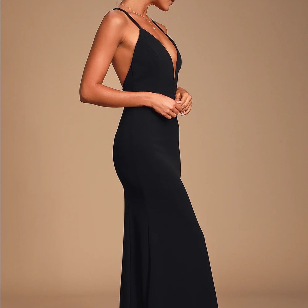 Amelia black sleeveless maxi dress
